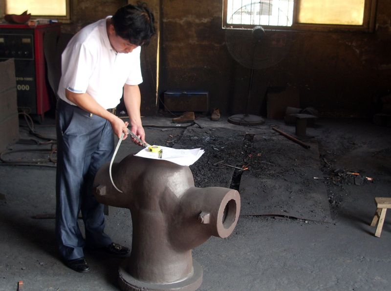 石油機(jī)械鑄鋼件定制